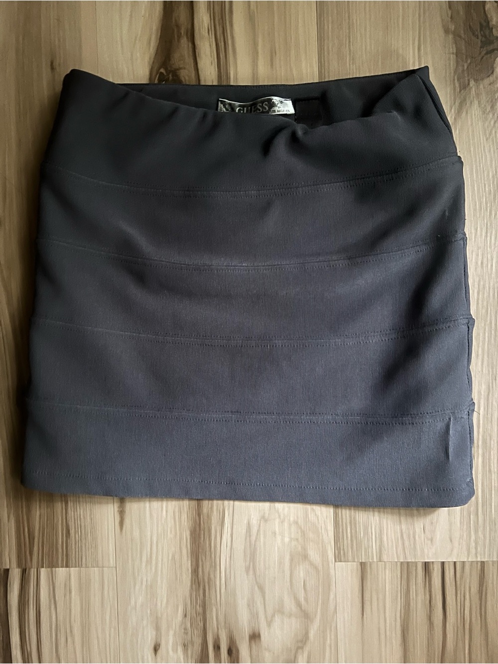 GUESS charcoal gray banded mini skirt